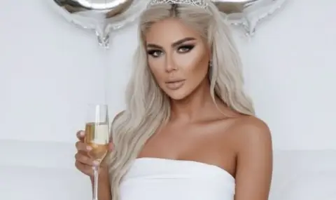 Попфолк певицата Андреа стана художничка: “Ще покажа и картини, които рисувах с Кубрат Пулев" - 1