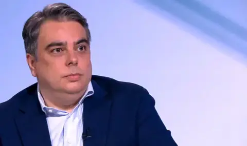 Асен Василев: Бюджет 2026 сякаш не е писан от правителството, а от олигархията