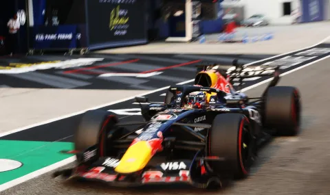 Drama in the rain: Max Verstappen wins chaotic Sepang race - 1