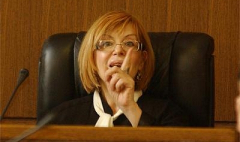 Румяна Ченалова на съд за документно престъпление - 1