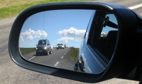 Два неизвестни факта за &quot;първото&quot; автомобилно огледало - 1
