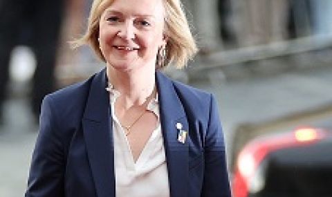 Проучване: 71% от британците не мислят, че Тръс може да си върне доверието на избирателите - 1