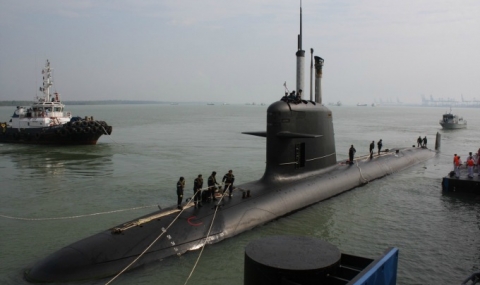 Изтекоха секретни данни за френски подводници - 1