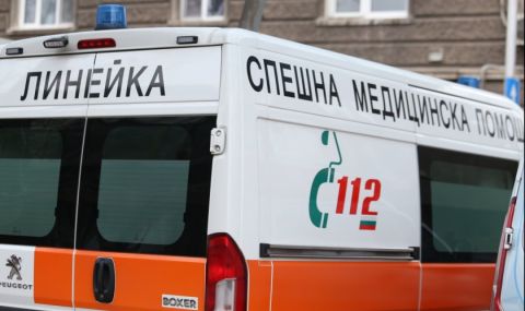 Моторист и приятелката му са тежко ранени в катастрофа в село Хайредин - 1