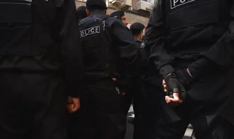 Азербайджан провежда спецоперация в офиса на руската агенция „Спутник“ в Баку - 1