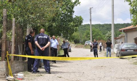 Убийство в сливенско село, задържани са двама - 1