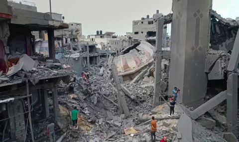 Северната част на Газа: През нощта е имало ожесточени боеве между Израел и "Хамас" - 1