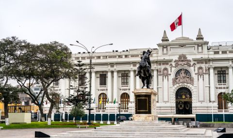 Парламентът на Перу отхвърли проектозакон за изтеглянето на парламентарните избори от април 2026 г. за декември 2023 г. - 1