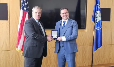 Даниел Митов даде надежда да пътуваме без визи до САЩ - 1