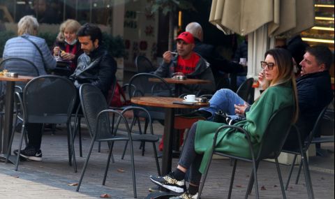 Заведенията искат държавата да плаща 80% от заплатите на служителите им, но да могат и да уволняват - 1