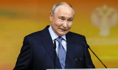 Учителят, който разгневи Путин: Той ще управлява, докато не го изнесат с бели пантофи - 1