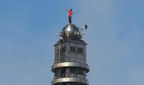 Катерачът Алекс Хонълд изкачи без въже 500-метровия небостъргач „Тайпе 101" за 90 минути (ВИДЕО) - 1