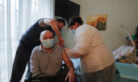 Новият украински здравен министър обеща да ускори ваксинацията - 1