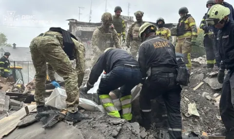 Три деца са сред 17-те жертви на руската атака срещу Запорожие