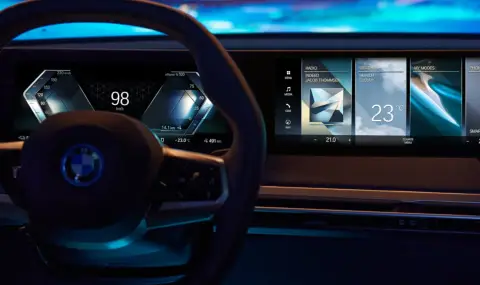 Интересни данни - шофьорите предпочитат вградените навигационни системи пред Apple Car Play - 1