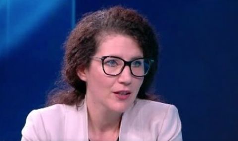 Калина Константинова: Не виждам причина да подам оставка - 1