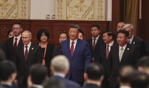 Как Китай се опитва да намали влиянието на САЩ в света - 1