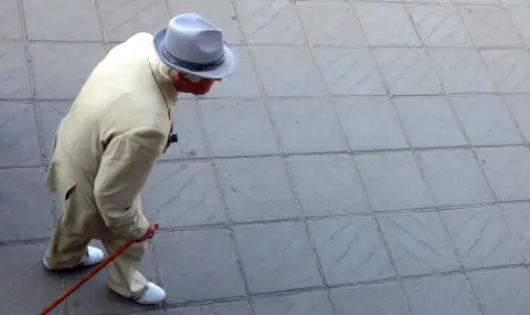 Bulgarians live 6 years less than other EU citizens  - 1