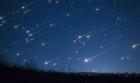 Небесен спектакъл на "Персеиди": По 100 падащи звезди на час ще има в събота - 1