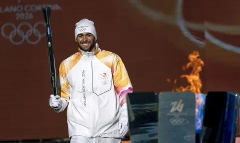 Олимпийският огън пламна в Рим - 1