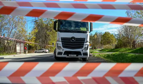 Полски шофьори блокират основен пункт на украинската граница - 1