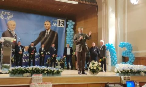 Мустафа Карадайъ: Първата ни задача е да спрем обедняването - 1