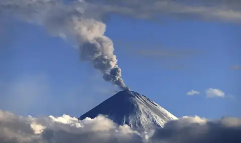 Земетресение с магнитуд 5,2 по скалата на Рихтер разтърси Камчатка  - 1