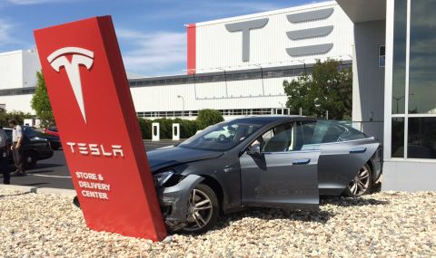 Обвиниха Tesla в надценяване на пробега с едно зареждане - 1