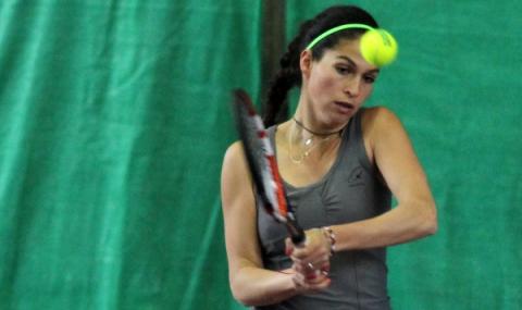 Нова звезда на българския тенис. Изабелла Шиникова с първа титла - 1
