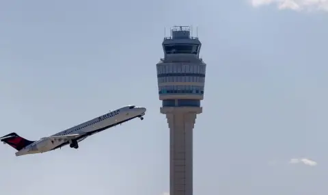 Американските нискотарифни авиокомпании искат 2,5 милиарда долара от държавата - 1