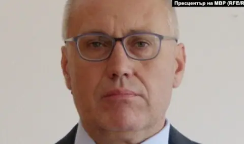 Васил Кръстев, началникът на кабинета на вътрешния министър Калин Стоянов, подаде оставка - 1