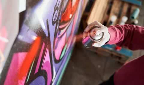 Повече от 100 художници изрисуваха Прищина в графити (ВИДЕО) - 1