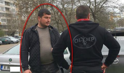 Подозират Иван Мазния за палежа на автомобили в Бургас - 1