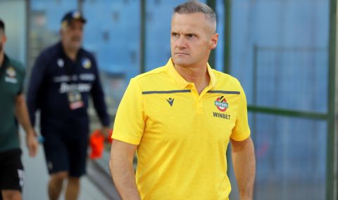 Треньорът на Ботев Пд остава в клуба и при оставка - 1