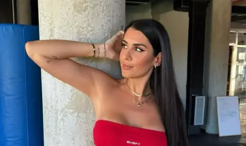 Секси баскетболистката Валентина Виняли разгорещи социалните мрежи с нови фитнес кадри - 1