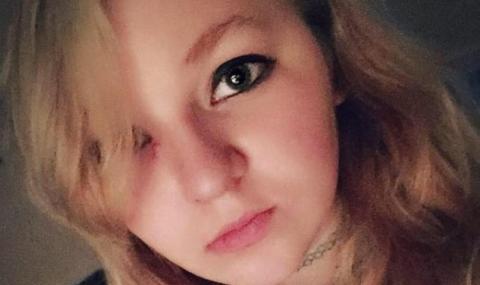 Ученичка уби майка си и се извини във Фейсбук - 1