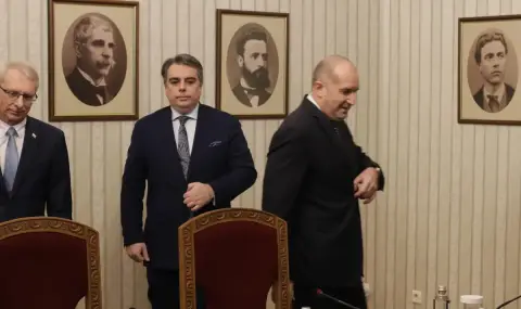 Кога Радев връчва мандата на ПП - ДБ?