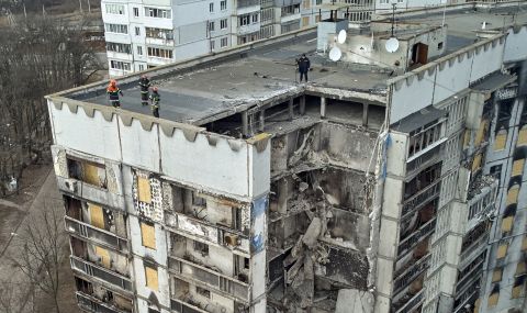 Русия отново атакува жилищен квартал в Украйна - 1