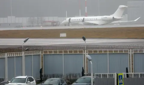 Въздушният трафик в Москва бе блокиран след атаки с дронове - 1