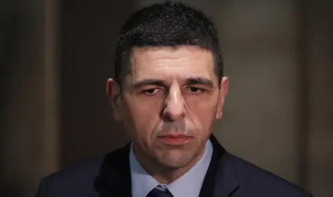 Да, България: Пеевски освободи кабинета на Тодор Живков ВИДЕО