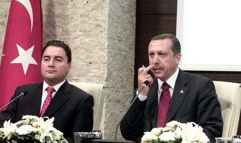Бивш турски вицепремиер основава своя партия - 1
