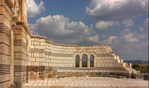 Възстановяването на Голямата базилика означава памет, родолюбие и туризъм - 1
