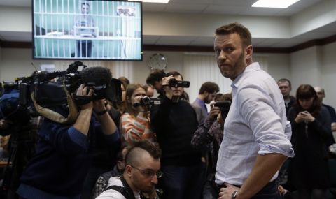 ЕС призова Русия незабавно да освободи Навални - 1