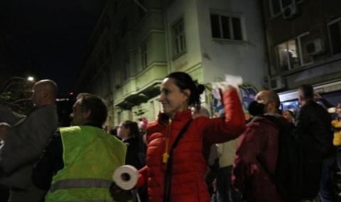 Протестът "нагости" МВР с "омлет по милиционерски" - 1