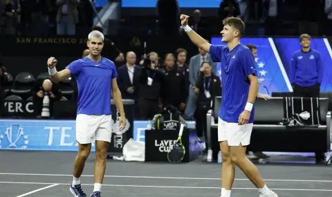 Алкарас безупречен и на двойки на "Лейвър къп" - 1