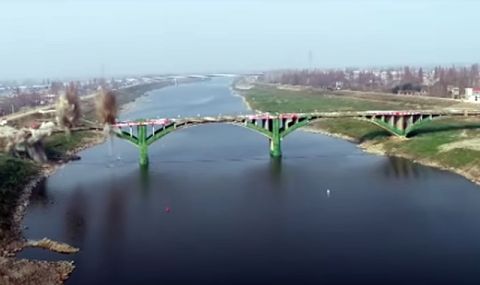 Китайци взривиха огромен мост за 10 секунди (ВИДЕО) - 1