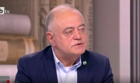 Атанас Атанасов: България ще даде военнотехническа помощ на Украйна - 1