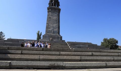 Областната управа на София със становище за Паметника на съветската армия - 1