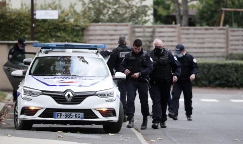 Младежът, обезглавил учител във Франция, поддържал контакт с рускоговорящ джихадист - 1