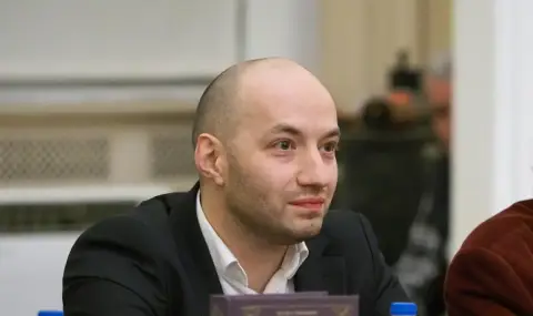 Заявките за сваляне на правителството по парадоксален начин го стягат - 1